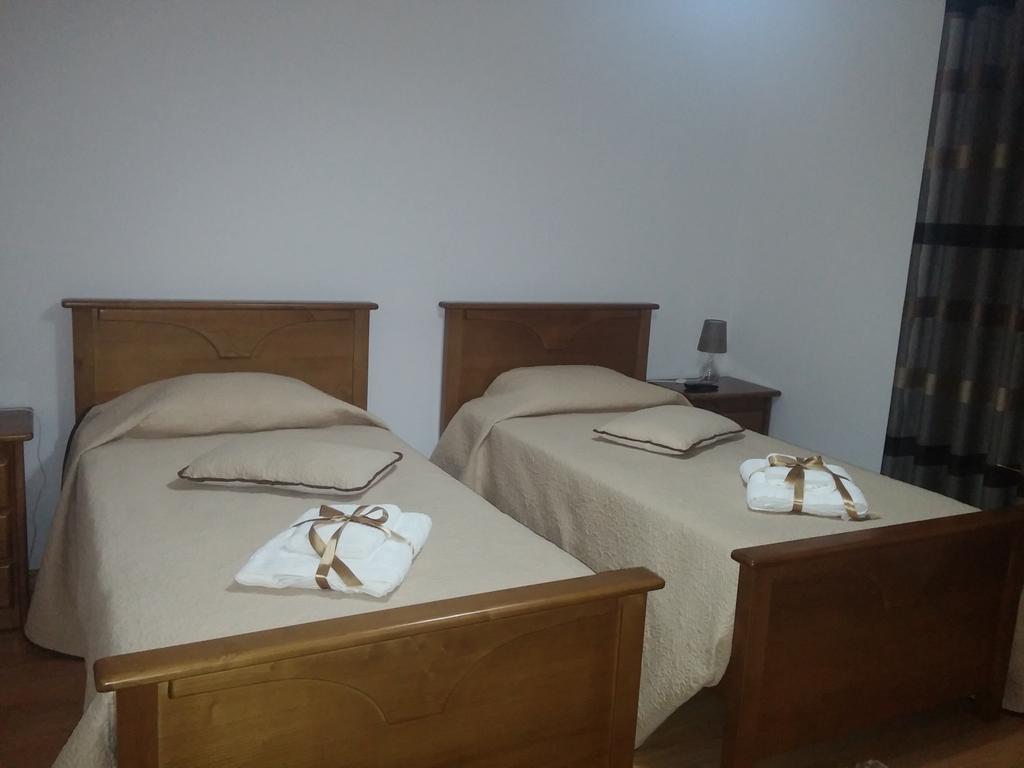 Olhares Do Douro Guest House ตอร์เฮ เด มองคอร์โว ภายนอก รูปภาพ